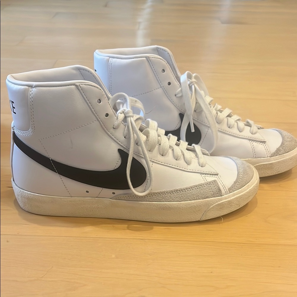 BRAND NEW White Nike Blazer Women’s Shoes (worn only once!!)